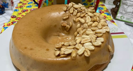 Bolo de Amendoim Sem Glutén e Sem Lactose