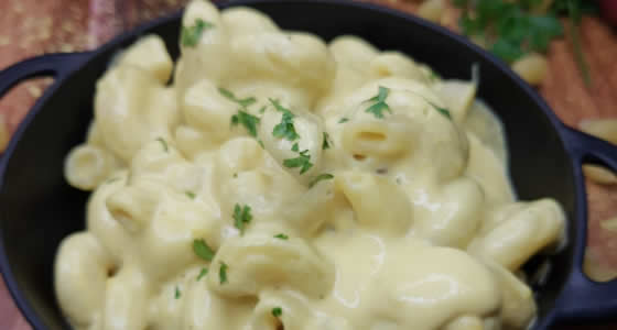 MC and chesse Vegano